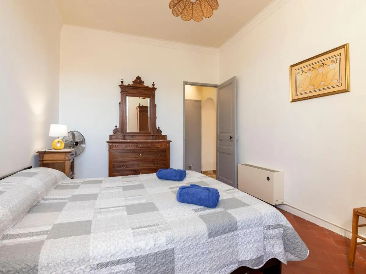 Holiday Home Mas De La Gourmette By Interhome Châteaurenard 0*,
